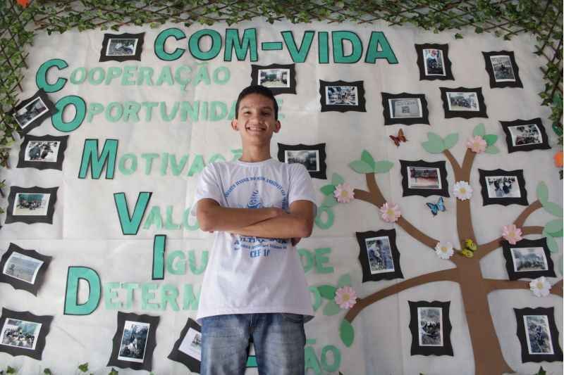 Eliton Gabriel de Souza das Neves, 14 anos, aluno do 9º ano | Foto: Marilia Lima/Esp. CB/D.A Press