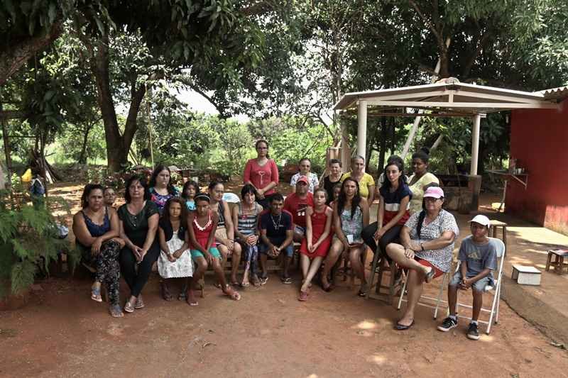 Distantes &lt;br&gt; do lazer