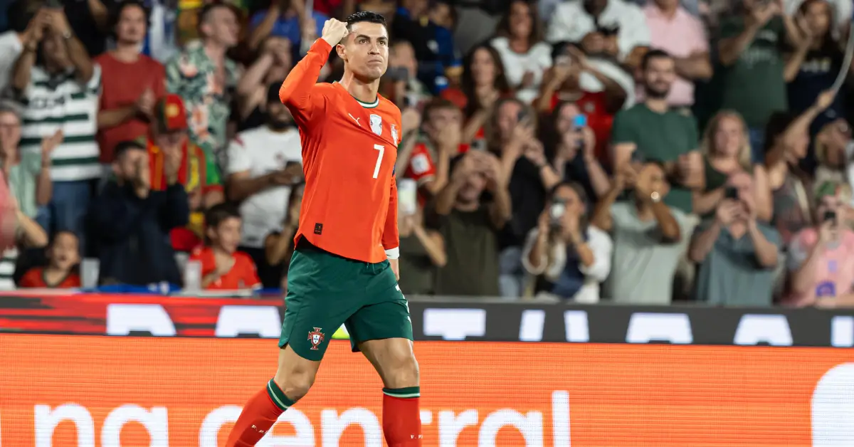Cristiano Ronaldo está em busca da vaga na Copa do Mundo com Portugal