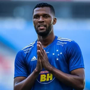 Igor Thiago em ação pelo Cruzeiro