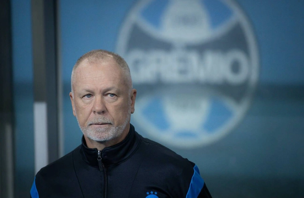 Mano Menezes não será o técnico do Grêmio para 2026