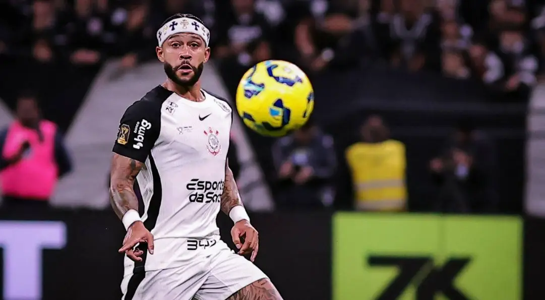 Saiba se Memphis Depay joga hoje