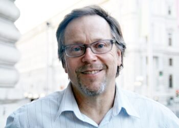 Denzel Washington e Robert Pattinson em filme de diretor brasileiro