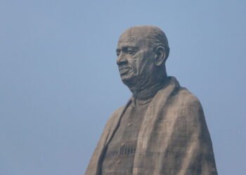 Conheça as maiores estátuas do mundo