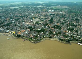 Parintins: Uma jóia da Amazônia