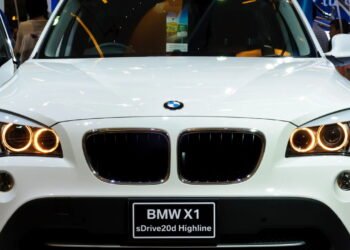 Veja os detalhes do carro de luxo mais vendido do Brasil