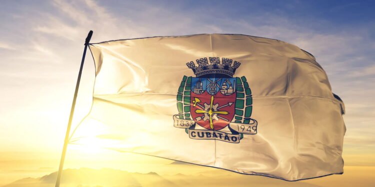 Bandeira do município de Cubatão - depositphotos.com / AleksTaurus