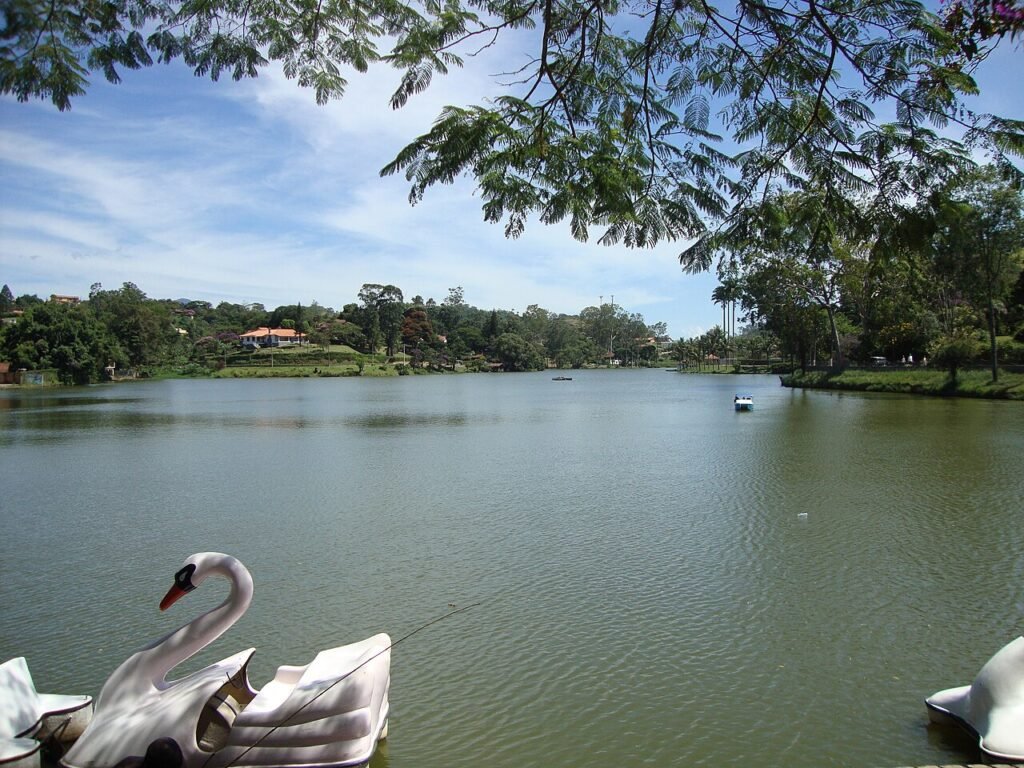 Lagoa de Javary, na cidade de Miguel Pereira, no Rio de Janeiro