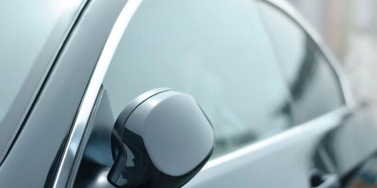 Película de carros traz privacidade - depositphotos.com / blnt07