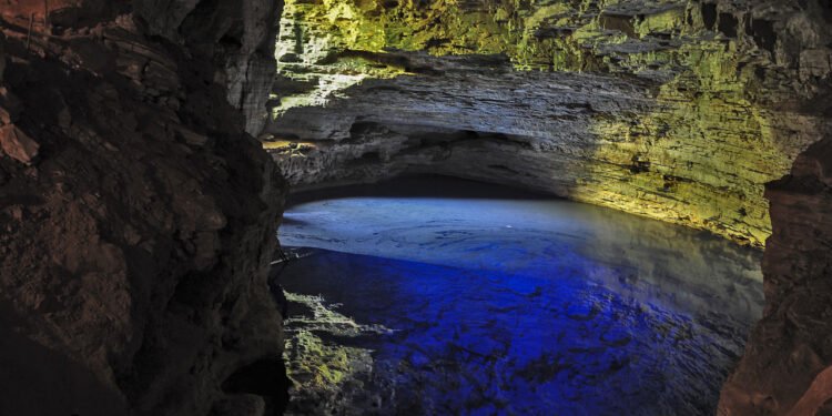 Poço Encantado, Chapada Diamantina - Wikimedia Commons/Sebastião luiz miotto