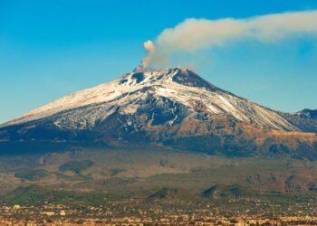 Erupção do vulcão Etna