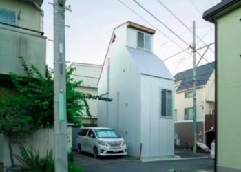 Casa minúscula em Nakano, no Japão