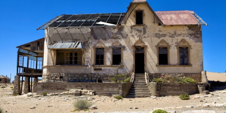 Kolmanskop, a 'cidade-fantasma' localizada na Namíbia