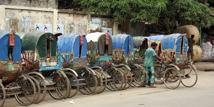 Riquixá, meio de transporte na Ásia
