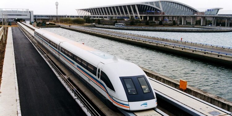 Shangai Maglev, trem que levita e é o mais rápido do mundo