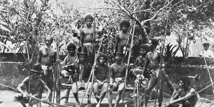 Grupo de negritos nas Filipinas - Autor Desconhecido