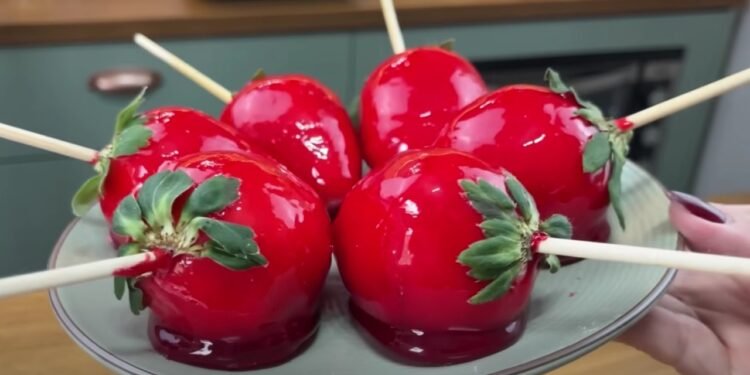 Além de bonito, morango de amor tem um sabor único - Reprodução de vídeo