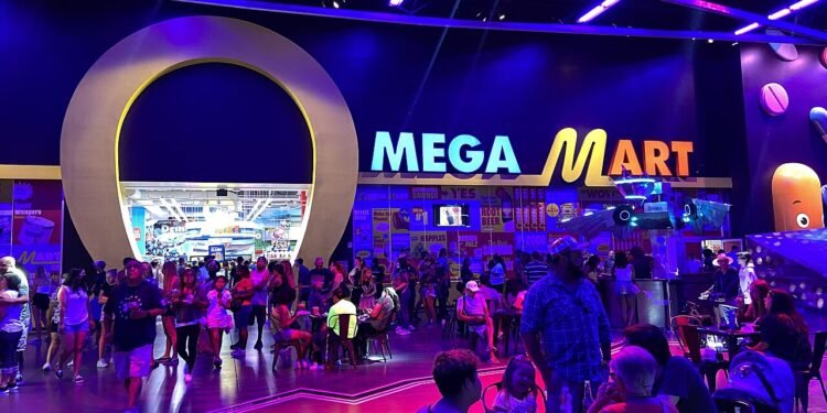 Omega Mart - Wikimedia Commons/Troutfarm27