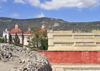 Sob o solo de Mitla: Segredos escondidos entre o sagrado e o ancestral