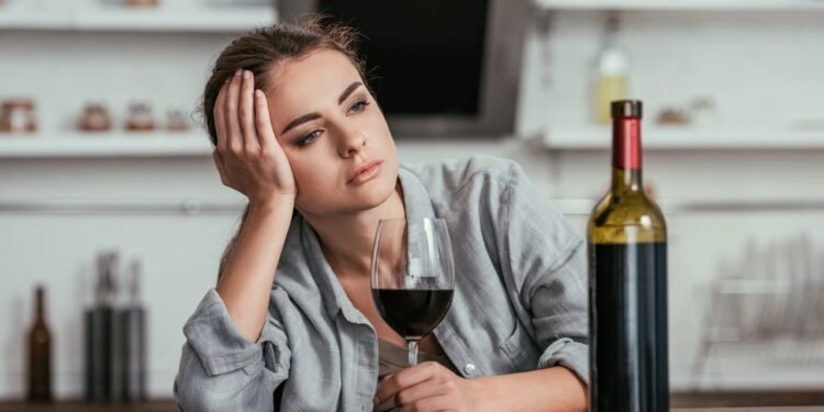 O processo de embriaguez pode variar amplamente de uma pessoa para outra - depositphotos.com / VitalikRadko