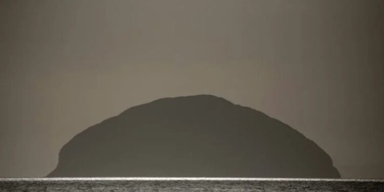 Algumas ilhas ao redor do mundo já sumiram ao longo da história - Ben Wicks/Unsplash