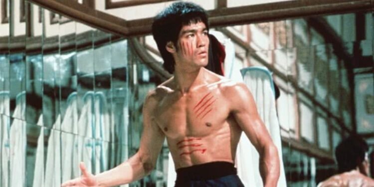 Bruce Lee em 'Dragão Chinês' - Divulgação / Warner Bros Pictures