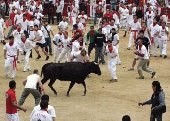 Corrida de touros, em Pamplona
