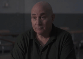 David Berkowitz, o “Filho de Sam”, em 2017 dando entrevista à CBS News