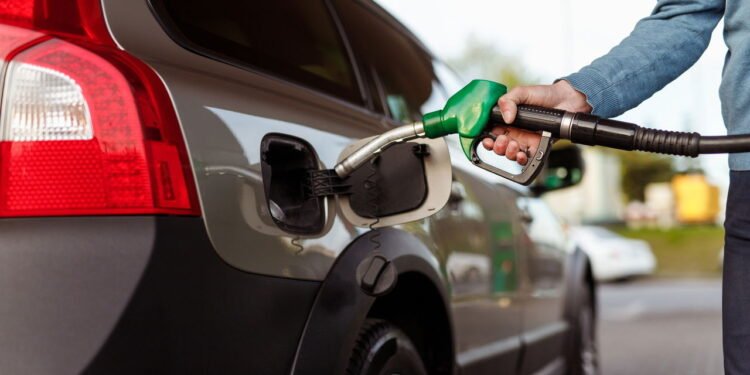 Combustível lidera o ranking de gastos - depositphotos.com / kegfire