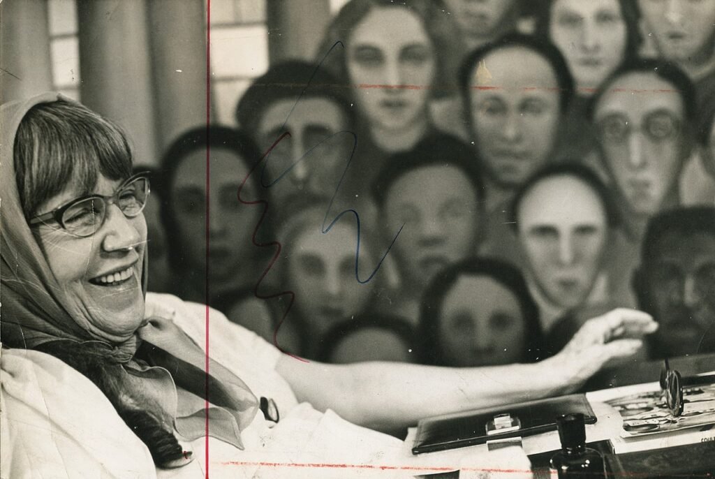 A pintora Tarsila do Amaral