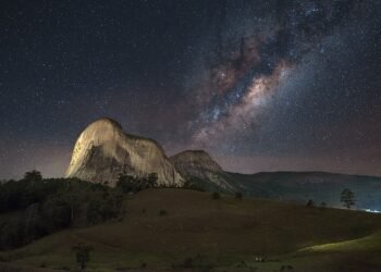 Veja as surpreendentes belezas secretas do Parque Estadual da Pedra Azul
