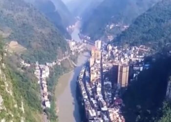 Prepare-se para se surpreender e conheça a cidade mais estreita do mundo