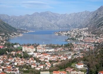 Baía de Kotor, em Montenegro