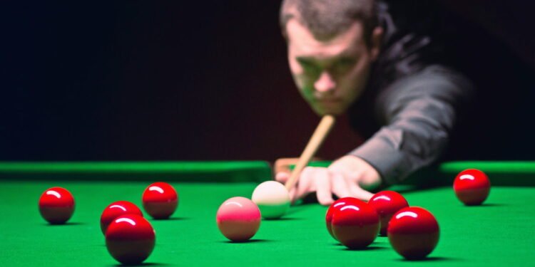 Saiba como se destacar na sinuca - depositphotos.com / microgen
