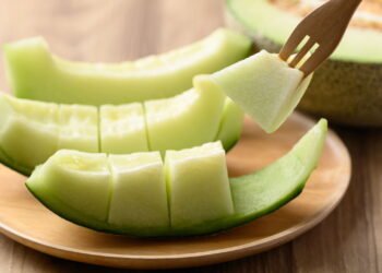 Com 90% de água, o melão ajuda na hidratação e na manutenção do bem-estar