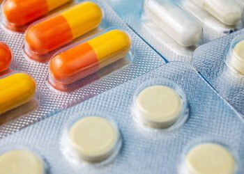 A dipirona é amplamente usada no Brasil para controlar dor e febre