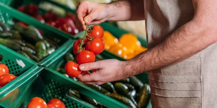 Aprenda a fazer compras saudáveis e econômicas no supermercado