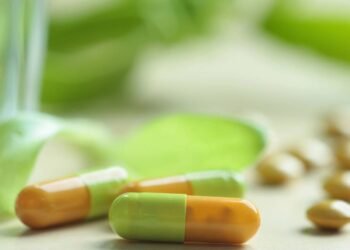 Medicamentos manipulados são suspensos pela Anvisa após revelações alarmantes de risco à saúde; O que você precisa saber antes de usar