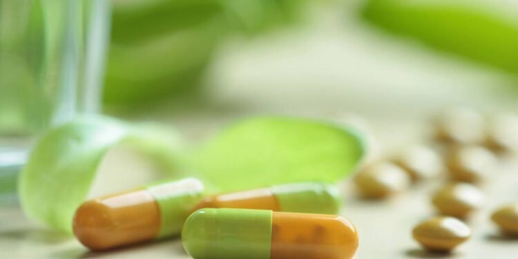 Medicamentos manipulados são suspensos pela Anvisa após revelações alarmantes de risco à saúde; O que você precisa saber antes de usar