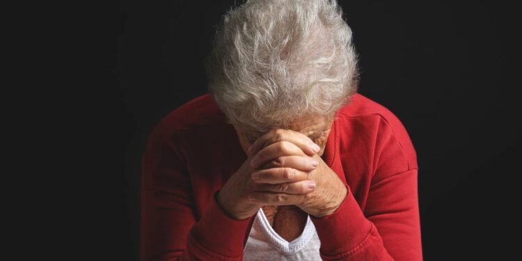 Idosos são resgatados de abrigo irregular em operação no Rio