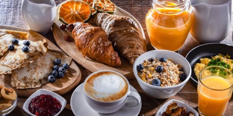 Café da manhã: saiba porque pular essa refeição prejudica seu dia