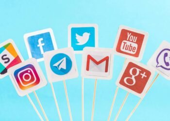 Lei sugere nova classificação indicativa para o uso de redes sociais no Brasil