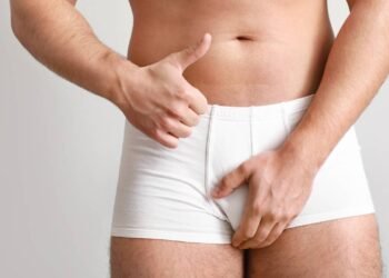 Fimose é grave? Veja quando operar e se o pênis fica menor