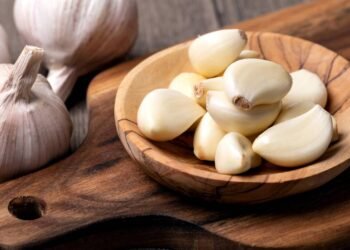Alho: o alimento mais potente contra bactérias e fungos; saiba o motivo!