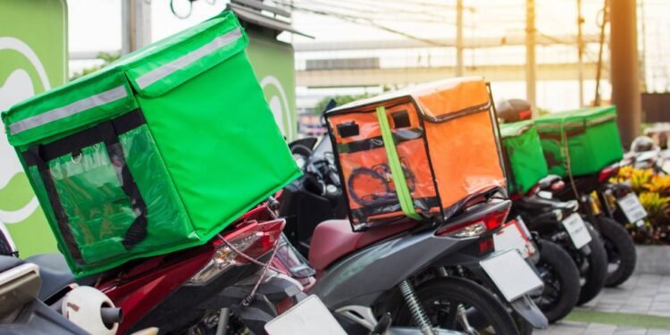 Governo pretende regulamentar entregadores por aplicativo; saiba mais