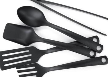 Utensílios de plástico preto na cozinha podem fazer mal a saúde; veja