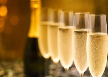 Espumantes frutados são destaque nas festas de fim de ano; veja