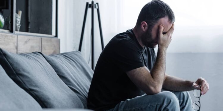 Tristeza em dezembro? Entenda por que isso acontece e como se proteger emocionalmente