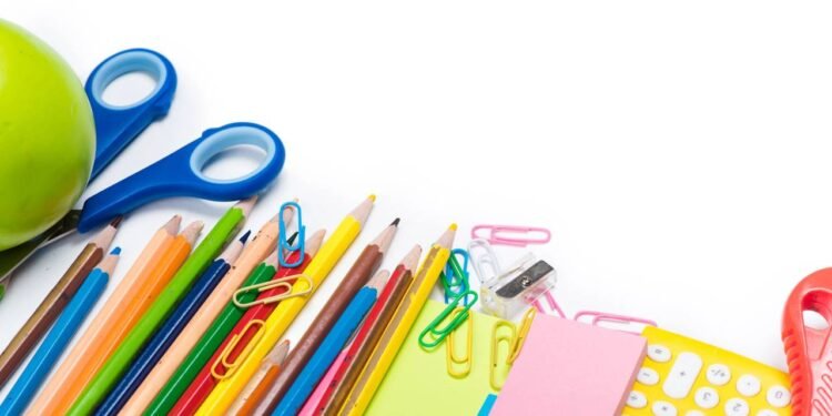 Volta às aulas: saiba como economizar no material escolar