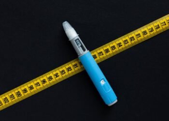 Anvisa proíbe venda de canetas emagrecedoras; saiba mais